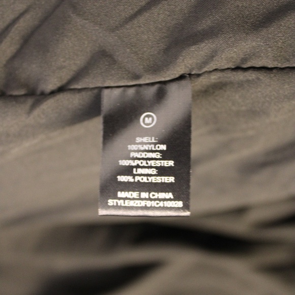 0258-Nova Men Puffer Jacket – Charcoal Gray Quilted Coat Size Medium - Picture 6 of 7